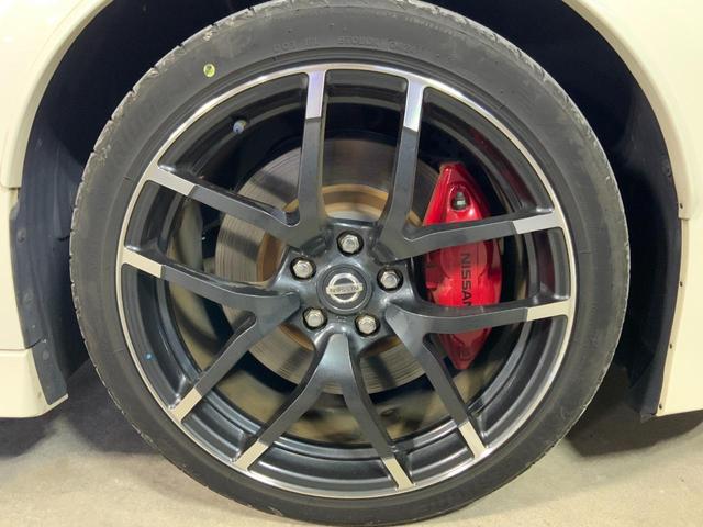 フェアレディZ ニスモ ワンオーナー/6速MT/専用チューニングCPU(ニスモスポーツリセッティング済み)/NISMO専用エアロ/RAYS製19AW/レッドアルミキャリパ/YAMAHA製ダンパー/RECARO製バケットシート(25枚目)