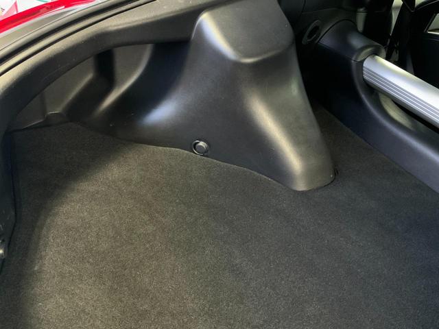 フェアレディZ ニスモ ワンオーナー/6速MT/専用チューニングCPU(ニスモスポーツリセッティング済み)/NISMO専用エアロ/RAYS製19AW/レッドアルミキャリパ/YAMAHA製ダンパー/RECARO製バケットシート(31枚目)