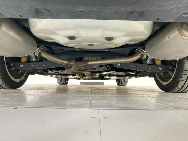 レヴォーグ １．６ＧＴ－Ｓアイサイト　４ＷＤ　ＥＴＣ　バックカメラ　ナビ　ＴＶ　クリアランスソナー　オートクルーズコントロール　衝突被害軽減システム　アルミホイール　オートライト　ＬＥＤヘッドランプ　パワーシート　スマートキー（11枚目）