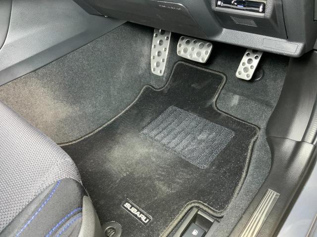 レヴォーグ １．６ＧＴ－Ｓアイサイト　４ＷＤ　ＥＴＣ　バックカメラ　ナビ　ＴＶ　クリアランスソナー　オートクルーズコントロール　衝突被害軽減システム　アルミホイール　オートライト　ＬＥＤヘッドランプ　パワーシート　スマートキー（30枚目）