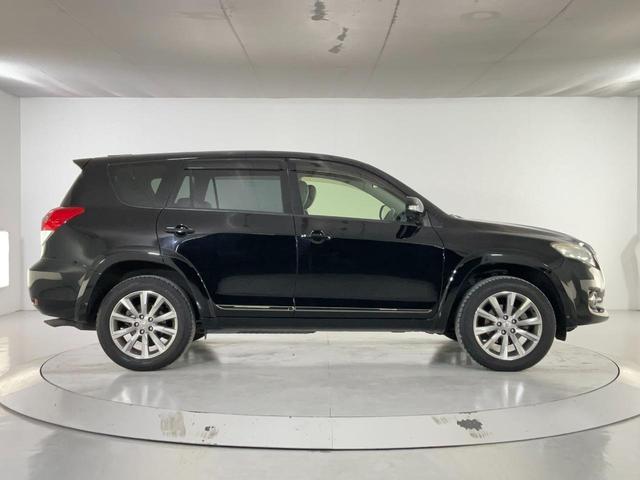 ヴァンガード ２４０Ｓ　Ｓパッケージ・アルカンターラ　リミテッド　バックカメラ　オートクルーズコントロール　ナビ　ＴＶ　オートライト　ＨＩＤ　アルミホイール　スマートキー　ＣＶＴ　盗難防止システム　衝突安全ボディ　ＣＤ　ＤＶＤ再生　Ｂｌｕｅｔｏｏｔｈ　ＡＢＳ（8枚目）