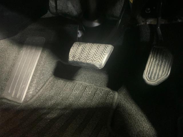 ヴァンガード ２４０Ｓ　Ｓパッケージ・アルカンターラ　リミテッド　バックカメラ　オートクルーズコントロール　ナビ　ＴＶ　オートライト　ＨＩＤ　アルミホイール　スマートキー　ＣＶＴ　盗難防止システム　衝突安全ボディ　ＣＤ　ＤＶＤ再生　Ｂｌｕｅｔｏｏｔｈ　ＡＢＳ（34枚目）