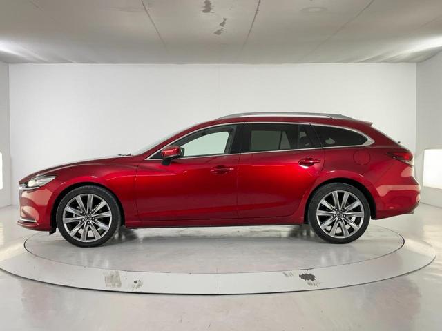 中古車でもスタンダードになりつつある【ボディーコーティング】当店自慢の専門スタッフによる異物除去・磨きと下地作りから施工する親水ガラスコーティングプランもご用意してます◎