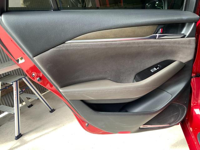 ご覧頂きまして誠に有難うございます！！是非ご来店して頂き、実際にご覧になって頂ければと思います。お客様からのご連絡をスタッフ一同、心よりお待ちしております