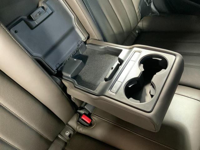 ご覧頂きまして誠に有難うございます！！是非ご来店して頂き、実際にご覧になって頂ければと思います。お客様からのご連絡をスタッフ一同、心よりお待ちしております