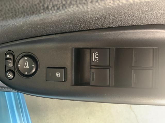 フィットハイブリッド Ｓ　ホンダセンシング　インターナビ（ＣＤ・ＤＶＤ・地デジ・ＢＴ）／バックカメラ／ドラレコ／ＥＴＣ／衝突軽減／追従クルコン／誤発進抑制／ＬＫＡＳ／ＬＥＤヘッド・フォグランプ／純正１６インチＡＷ／オートエアコン／キーレス（35枚目）