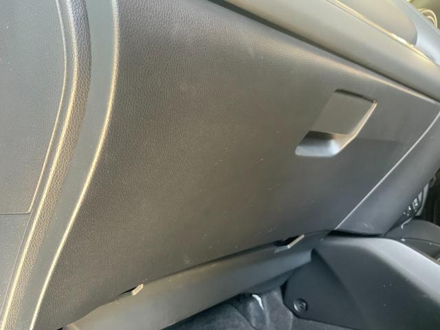 フィットハイブリッド Ｓ　ホンダセンシング　インターナビ（ＣＤ・ＤＶＤ・地デジ・ＢＴ）／バックカメラ／ドラレコ／ＥＴＣ／衝突軽減／追従クルコン／誤発進抑制／ＬＫＡＳ／ＬＥＤヘッド・フォグランプ／純正１６インチＡＷ／オートエアコン／キーレス（44枚目）