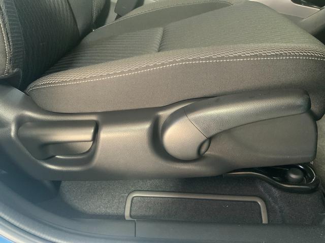 フィットハイブリッド Ｓ　ホンダセンシング　インターナビ（ＣＤ・ＤＶＤ・地デジ・ＢＴ）／バックカメラ／ドラレコ／ＥＴＣ／衝突軽減／追従クルコン／誤発進抑制／ＬＫＡＳ／ＬＥＤヘッド・フォグランプ／純正１６インチＡＷ／オートエアコン／キーレス（67枚目）