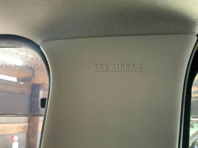 ソリオバンディット ハイブリッドＳＶ　全方位モニター／両側パワスラ／ツートンルーフ／セーフティサポート（ＤＣＢＳ／誤発進抑制／車線逸脱警報／アダプティブクルコン／ＬＥＤヘッド・フォグ／シートヒーター／純正８型ナビ／Ｂｌｕｅｔｏｏｔｈ／（40枚目）