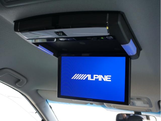 エスティマ アエラス　レザーパッケージ　３列７人乗り／本革シート／パワーシート／快適温熱シート／ＡＬＰＩＮＥ製８型ナビ／ＡＬＰＩＮＥ製フリップダウンモニターＤＶＤ／地デジＴＶ／Ｂｌｕｅｔｏｏｔｈ／モデリスタフロントエアロ／寒冷地仕様／ＥＴＣ（7枚目）
