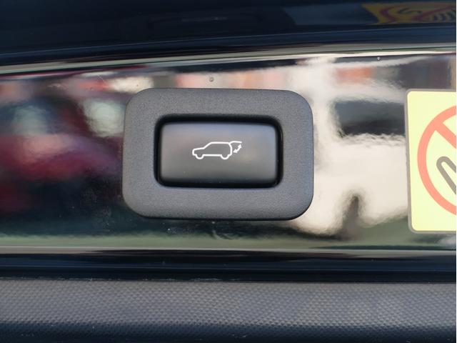 エスティマ アエラス　レザーパッケージ　３列７人乗り／本革シート／パワーシート／快適温熱シート／ＡＬＰＩＮＥ製８型ナビ／ＡＬＰＩＮＥ製フリップダウンモニターＤＶＤ／地デジＴＶ／Ｂｌｕｅｔｏｏｔｈ／モデリスタフロントエアロ／寒冷地仕様／ＥＴＣ（15枚目）