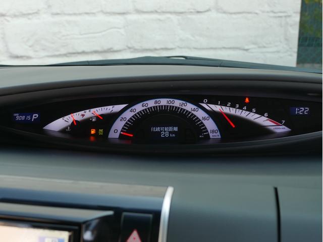 エスティマ アエラス　レザーパッケージ　３列７人乗り／本革シート／パワーシート／快適温熱シート／ＡＬＰＩＮＥ製８型ナビ／ＡＬＰＩＮＥ製フリップダウンモニターＤＶＤ／地デジＴＶ／Ｂｌｕｅｔｏｏｔｈ／モデリスタフロントエアロ／寒冷地仕様／ＥＴＣ（17枚目）