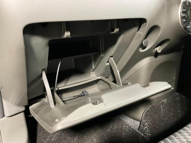 キューブ ライダー　ブラックライン　実走行４００ｋｍ／ＨＩＤヘッド／外装ダーククロームメッキ加飾・ライダー専用エアロバンパー／１６インチ光輝ＡＷ／プラズマクラスター付ＡＡＣ／インテリジェントキー・プッシュスタート／純正ナビ／ＥＴＣ（30枚目）