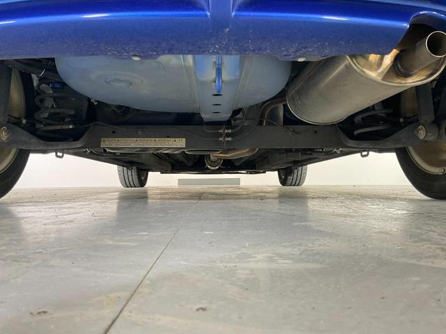 中古車だと気になる足廻り＆下廻り・・・ご覧の通り状態良好◎沿岸部や降雪地にお住まいのお客様もご安心ください♪
