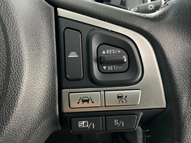フォレスター ２．０ＸＴ　アイサイト　４ＷＤ／後期Ｄ型／アイサイトｖｅｒ．３／アドバンスドセイフティＰＫＧ／シルバールーフレール／ＬＥＤヘッドランプ・Ｆ・Ｒフォグ／１８インチＡＷ／ハーフレザーシート／Ｐシート／シートヒーター／純正ナビ（21枚目）