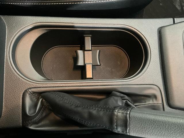 フォレスター ２．０ＸＴ　アイサイト　４ＷＤ／後期Ｄ型／アイサイトｖｅｒ．３／アドバンスドセイフティＰＫＧ／シルバールーフレール／ＬＥＤヘッドランプ・Ｆ・Ｒフォグ／１８インチＡＷ／ハーフレザーシート／Ｐシート／シートヒーター／純正ナビ（35枚目）