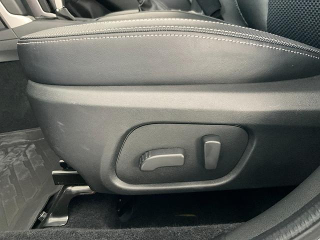 フォレスター ２．０ＸＴ　アイサイト　４ＷＤ／後期Ｄ型／アイサイトｖｅｒ．３／アドバンスドセイフティＰＫＧ／シルバールーフレール／ＬＥＤヘッドランプ・Ｆ・Ｒフォグ／１８インチＡＷ／ハーフレザーシート／Ｐシート／シートヒーター／純正ナビ（56枚目）