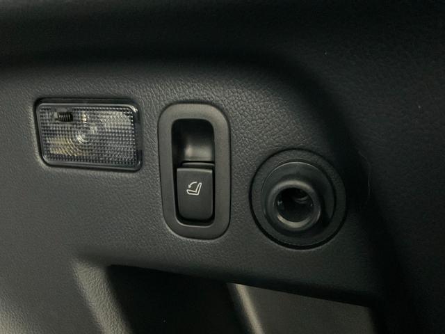 フォレスター ２．０ＸＴ　アイサイト　４ＷＤ／後期Ｄ型／アイサイトｖｅｒ．３／アドバンスドセイフティＰＫＧ／シルバールーフレール／ＬＥＤヘッドランプ・Ｆ・Ｒフォグ／１８インチＡＷ／ハーフレザーシート／Ｐシート／シートヒーター／純正ナビ（57枚目）