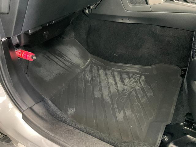 フォレスター ２．０ＸＴ　アイサイト　４ＷＤ／後期Ｄ型／アイサイトｖｅｒ．３／アドバンスドセイフティＰＫＧ／シルバールーフレール／ＬＥＤヘッドランプ・Ｆ・Ｒフォグ／１８インチＡＷ／ハーフレザーシート／Ｐシート／シートヒーター／純正ナビ（69枚目）