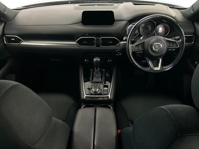 ＣＸ－８ ＸＤプロアクティブ　４ＷＤ／３列６人乗／衝突軽減ブレーキ／ＢＳＭ／前後障害物センサー／クルコン／ＬＫＡ／アダプティブＬＥＤヘッド／ステアヒーター／シートヒーター／メモリー付Ｐシート／３６０度ビュー／マツコネナビ／ＥＴＣ（11枚目）