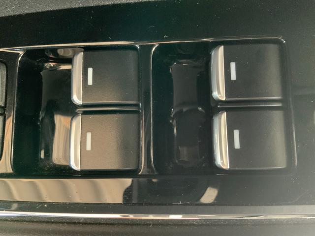 ＣＸ－８ ＸＤプロアクティブ　４ＷＤ／３列６人乗／衝突軽減ブレーキ／ＢＳＭ／前後障害物センサー／クルコン／ＬＫＡ／アダプティブＬＥＤヘッド／ステアヒーター／シートヒーター／メモリー付Ｐシート／３６０度ビュー／マツコネナビ／ＥＴＣ（47枚目）