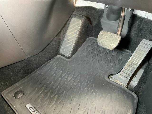 ＣＸ－８ ＸＤプロアクティブ　４ＷＤ／３列６人乗／衝突軽減ブレーキ／ＢＳＭ／前後障害物センサー／クルコン／ＬＫＡ／アダプティブＬＥＤヘッド／ステアヒーター／シートヒーター／メモリー付Ｐシート／３６０度ビュー／マツコネナビ／ＥＴＣ（64枚目）