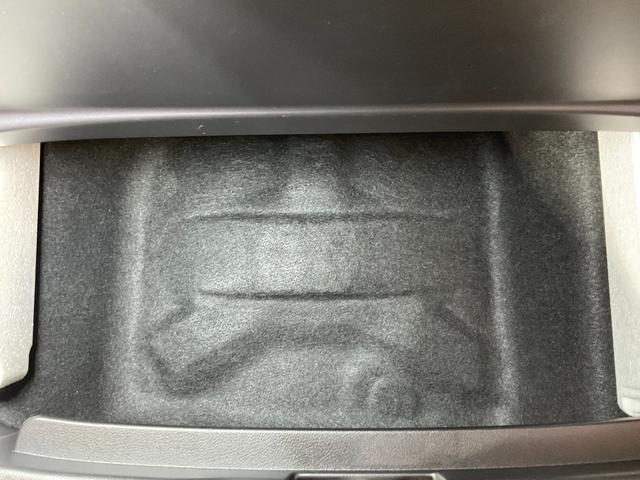 イグニス Sセレクション ワンオーナー(自社名変済)/セーフティサポート/純正ケンウッドナビ/ETC/バックカメラ/ドラレコ/衝突軽減/誤発進抑制/車線逸脱警報/先行車発進告知/前席シートヒーター/CD・DVD・地デジ・BT(28枚目)