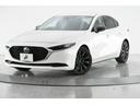 ＭＡＺＤＡ３セダン ＸＤ　ブラックトーンエディション　特別仕様車／Ｄーボ／マツコネ／３６０°ビュー／衝突軽減／車線逸脱抑制／後側方検知／誤発進抑制／ＡＴＨＩビーム／ＣＤ／ＤＶＤ／ＴＶ／ＢＴ／ＵＳＢ／アダプティブＬＥＤ／レーダークルーズ／ブレーキＨ（2枚目）