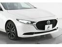 ＭＡＺＤＡ３セダン ＸＤ　ブラックトーンエディション　特別仕様車／Ｄーボ／マツコネ／３６０°ビュー／衝突軽減／車線逸脱抑制／後側方検知／誤発進抑制／ＡＴＨＩビーム／ＣＤ／ＤＶＤ／ＴＶ／ＢＴ／ＵＳＢ／アダプティブＬＥＤ／レーダークルーズ／ブレーキＨ（4枚目）