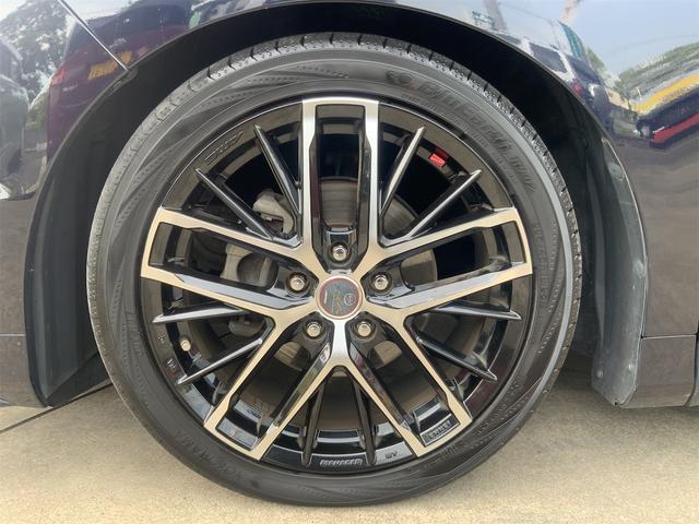 オデッセイ アブソルート・Ｘホンダセンシングアドバンスドパッケジ　ドラレコ　フリップダウン後席モニター　インターナビ　全方位カメラ　ＬＥＤヘッド　ハーフレザー　パワーシート　スマートキー　プッシュスタート　専用サスペンション　キャプテンシート　ＥＴＣ　バックカメラ（20枚目）