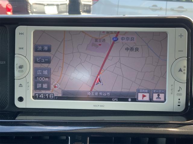 ｉＱ １３０Ｇ　シーケンシャルＣＶＴ　ナビ　Ｂｌｕｅｔｏｏｔｈ　ＥＴＣ　スマートキー　プッシュスタート　革巻きステアリング　オートＡＣ　ニー・ショートクッション・サイド・カーテン・リアカーテンエアバッグ（10枚目）