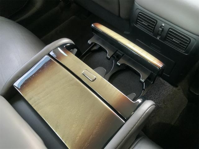 フーガハイブリッド ＶＩＰパッケージ　ドラレコ　セミアニリン革　オットマン　セーフティシールドＰＫＧ　レーダークルーズ　ＨＩＤヘッド　コンフォートサス　シートヒーター・ベンチレーション　ＥＴＣ　パワーシート　読書灯　Ｂｌｕｅｔｏｏｔｈ（51枚目）