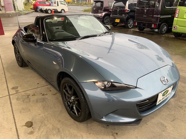 ロードスター Sスペシャルパッケージ 6MT マツコネ LEDヘッド スマートキー レインセンサーワイパー i-ELOOP 革巻きステアリング ステアリングスイッチ トルセンLSD Bluetooth ETC 16インチガンメタAW(22枚目)