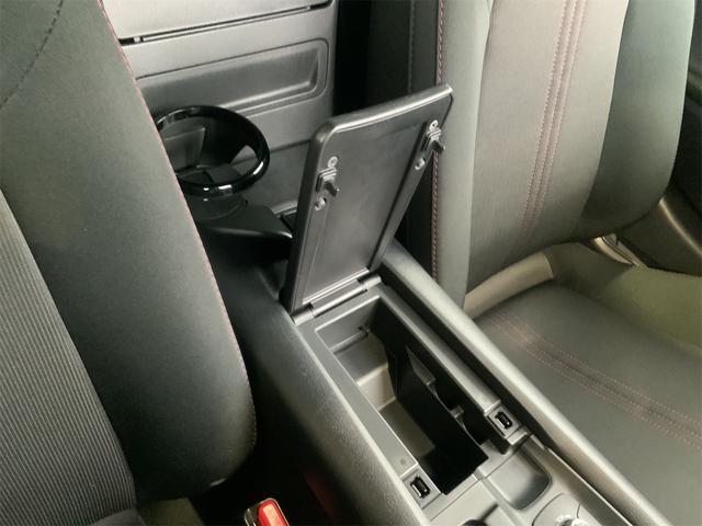 ロードスター Sスペシャルパッケージ 6MT マツコネ LEDヘッド スマートキー レインセンサーワイパー i-ELOOP 革巻きステアリング ステアリングスイッチ トルセンLSD Bluetooth ETC 16インチガンメタAW(28枚目)