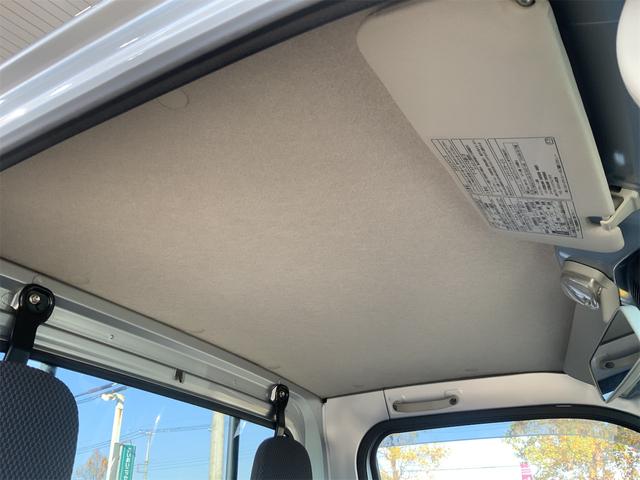 ハイゼットトラック エクストラSAIIIt 5MT 4WD CDオーディオ LEDヘッドライト スマートアシスト3t 衝突軽減 VSC キーレス パワーウインドウ パワードアロック LEDフォグ スーパーデフロック エマージェンシーシグナル(12枚目)