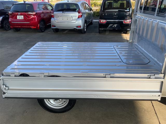 ハイゼットトラック エクストラSAIIIt 5MT 4WD CDオーディオ LEDヘッドライト スマートアシスト3t 衝突軽減 VSC キーレス パワーウインドウ パワードアロック LEDフォグ スーパーデフロック エマージェンシーシグナル(30枚目)