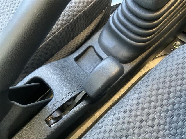 ハイゼットトラック エクストラSAIIIt 5MT 4WD CDオーディオ LEDヘッドライト スマートアシスト3t 衝突軽減 VSC キーレス パワーウインドウ パワードアロック LEDフォグ スーパーデフロック エマージェンシーシグナル(36枚目)