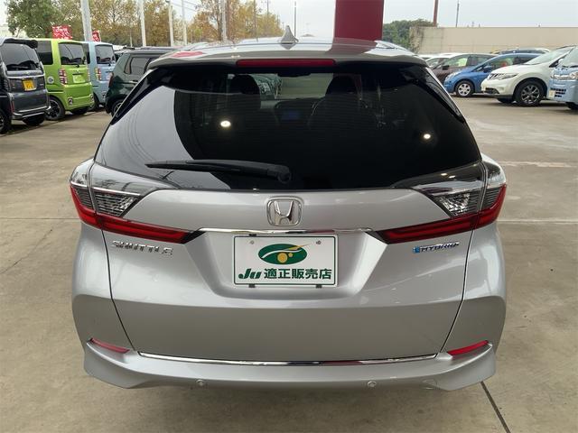 シャトル ハイブリッドＸ　ホンダセンシング　ドラレコ　ナビ　Ｂｌｕｅｔｏｏｔｈ　バックカメラ　ＬＥＤヘッド　スマートキー　プッシュスタート　レーダークルコン　ステアリングスイッチ　シートヒーター　ＬＥＤフォグ　ハーフレザー　ビルトインＥＴＣ（3枚目）