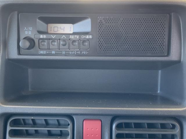 キャリイトラック 農繁スペシャル　強化リアサスペンション　セーフティサポート　５ＭＴ　デフロック　リモコンキー　パワードアロック　パワーウインドウ　デュアルカメラブレーキサポート　車線逸脱警報　ＬＫＡ　オートライト　衝突軽減（10枚目）