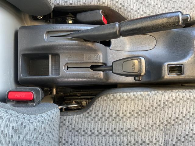 キャリイトラック 農繁スペシャル　強化リアサスペンション　セーフティサポート　５ＭＴ　デフロック　リモコンキー　パワードアロック　パワーウインドウ　デュアルカメラブレーキサポート　車線逸脱警報　ＬＫＡ　オートライト　衝突軽減（28枚目）