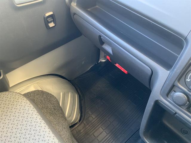 キャリイトラック 農繁スペシャル　強化リアサスペンション　セーフティサポート　５ＭＴ　デフロック　リモコンキー　パワードアロック　パワーウインドウ　デュアルカメラブレーキサポート　車線逸脱警報　ＬＫＡ　オートライト　衝突軽減（35枚目）