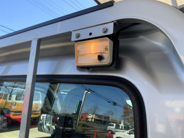 キャリイトラック 農繁スペシャル　強化リアサスペンション　セーフティサポート　５ＭＴ　デフロック　リモコンキー　パワードアロック　パワーウインドウ　デュアルカメラブレーキサポート　車線逸脱警報　ＬＫＡ　オートライト　衝突軽減（44枚目）