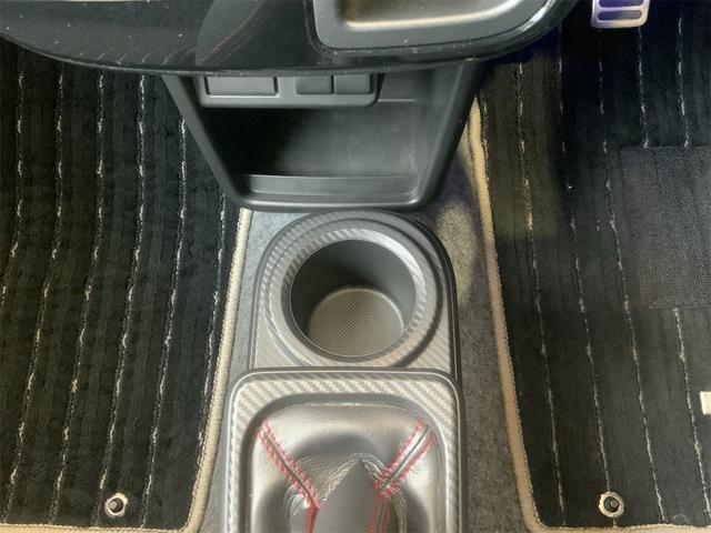 当店では仕入れた車両を全車商品管理センターにて室内クリーニングや外装の磨き施工等、徹底した商品車仕上げを行っております。良質な車両だからこそ、掲載写真の加工は一切行っておりません！！！