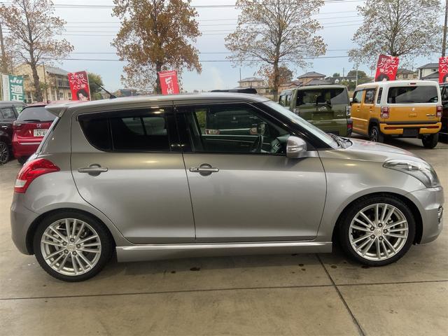 スイフトスポーツ ベースグレード ナビ HIDヘッド ワンセグTV クルコン CD・DVD プライバシーガラス 17インチAW スマートキー プッシュスタート イモビライザー スポーツシート ステアリングスイッチ フォグライト(4枚目)