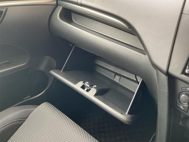 スイフトスポーツ ベースグレード ナビ HIDヘッド ワンセグTV クルコン CD・DVD プライバシーガラス 17インチAW スマートキー プッシュスタート イモビライザー スポーツシート ステアリングスイッチ フォグライト(42枚目)