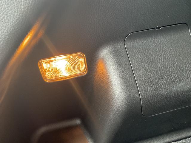 スイフトスポーツ ベースグレード ナビ HIDヘッド ワンセグTV クルコン CD・DVD プライバシーガラス 17インチAW スマートキー プッシュスタート イモビライザー スポーツシート ステアリングスイッチ フォグライト(49枚目)