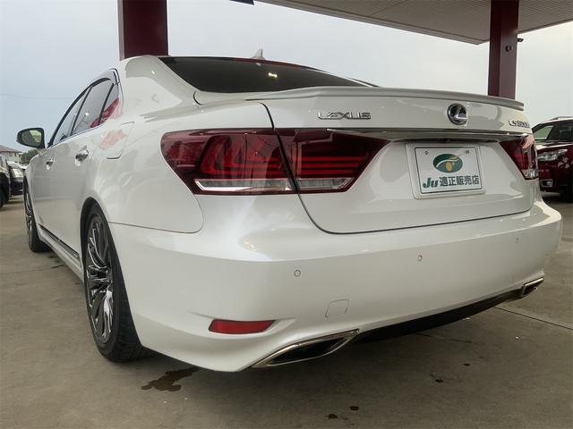 ＬＳ ＬＳ６００ｈ　バージョンＬ　サンルーフ　エアサスコントローラー　ナイトビュー付プリクラッシュセーフティ　ＬＫＡ　ＢＳＭ　ステアリングヒーター　後期　２０インチＡＷ　セミアニリン革シート　Ｂｌｕｅｔｏｏｔｈ　後席マッサージ　ＥＴＣ（9枚目）