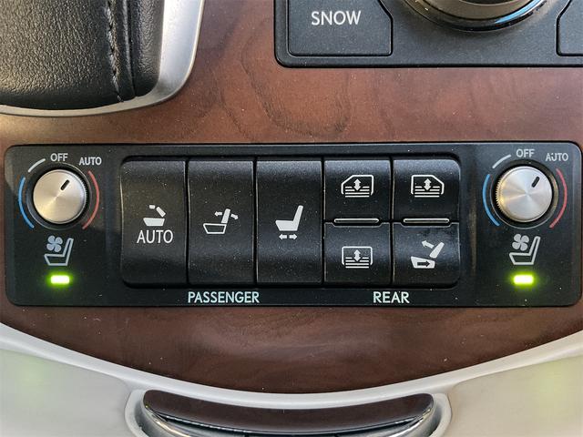 ＬＳ ＬＳ６００ｈ　バージョンＬ　サンルーフ　エアサスコントローラー　ナイトビュー付プリクラッシュセーフティ　ＬＫＡ　ＢＳＭ　ステアリングヒーター　後期　２０インチＡＷ　セミアニリン革シート　Ｂｌｕｅｔｏｏｔｈ　後席マッサージ　ＥＴＣ（32枚目）