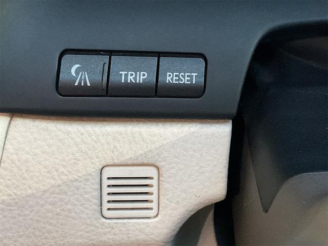 ＬＳ ＬＳ６００ｈ　バージョンＬ　サンルーフ　エアサスコントローラー　ナイトビュー付プリクラッシュセーフティ　ＬＫＡ　ＢＳＭ　ステアリングヒーター　後期　２０インチＡＷ　セミアニリン革シート　Ｂｌｕｅｔｏｏｔｈ　後席マッサージ　ＥＴＣ（40枚目）