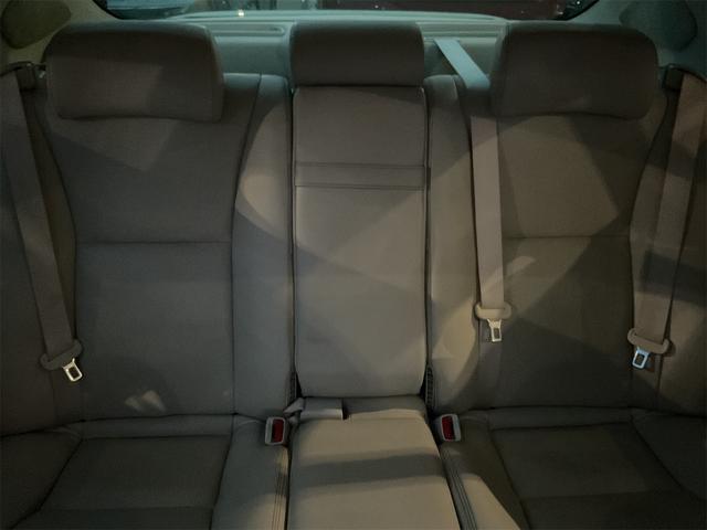 ＬＳ ＬＳ６００ｈ　バージョンＬ　サンルーフ　エアサスコントローラー　ナイトビュー付プリクラッシュセーフティ　ＬＫＡ　ＢＳＭ　ステアリングヒーター　後期　２０インチＡＷ　セミアニリン革シート　Ｂｌｕｅｔｏｏｔｈ　後席マッサージ　ＥＴＣ（57枚目）